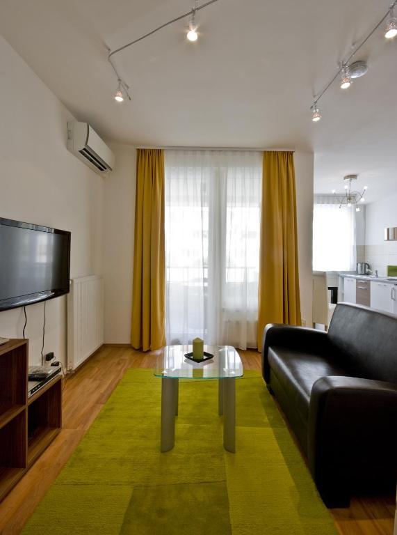 Corvin Lux Aparthotel Budapest Phòng bức ảnh