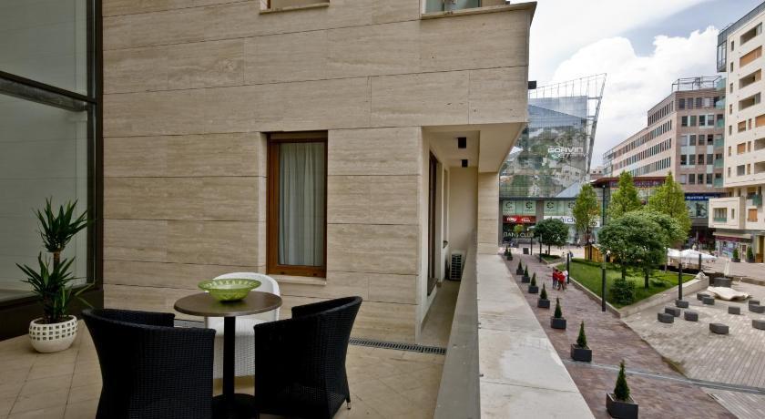 Corvin Lux Aparthotel Budapest Ngoại thất bức ảnh