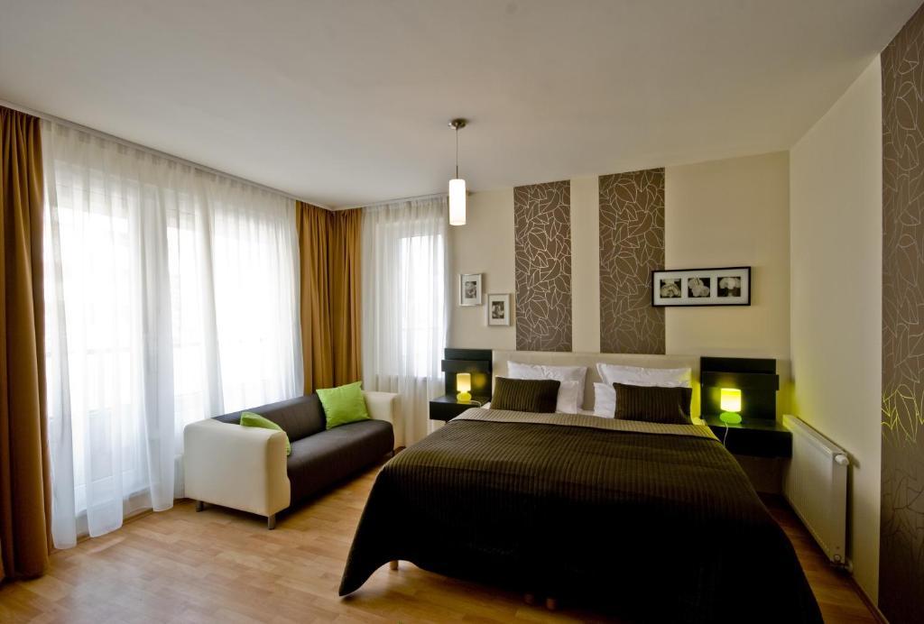 Corvin Lux Aparthotel Budapest Phòng bức ảnh